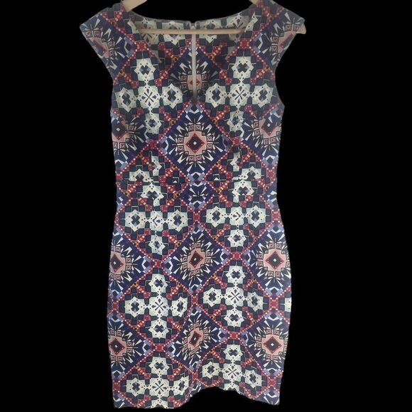 French Connection Electric Blue Mosaic Print Sheath Dress Sz 8 - Picture 2 of 8